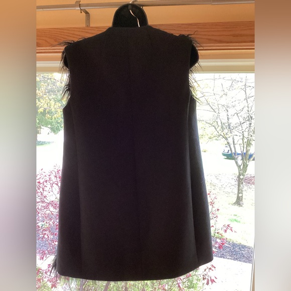 THEORY JET BLACK FAUX FUR LONG HAIR SHAG JACKET VEST SZ. PETITE (00-0) - Picture 12 of 15